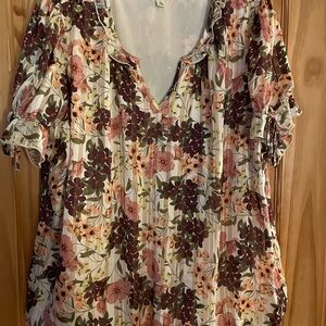 Elegant Floral V-Neck Blouse